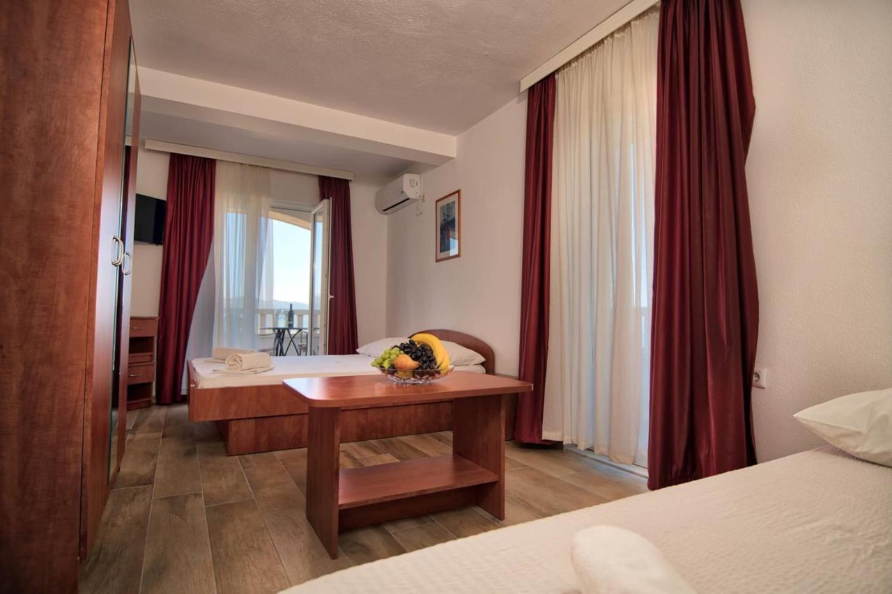 נאום Apartments Bona מראה חיצוני תמונה